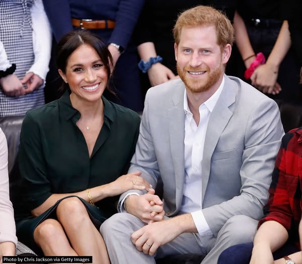 Los encantadores hijos pelirrojos de Harry y Meghan, Archie y Lilibet, protagonizan su Tarjeta Navideña 2024